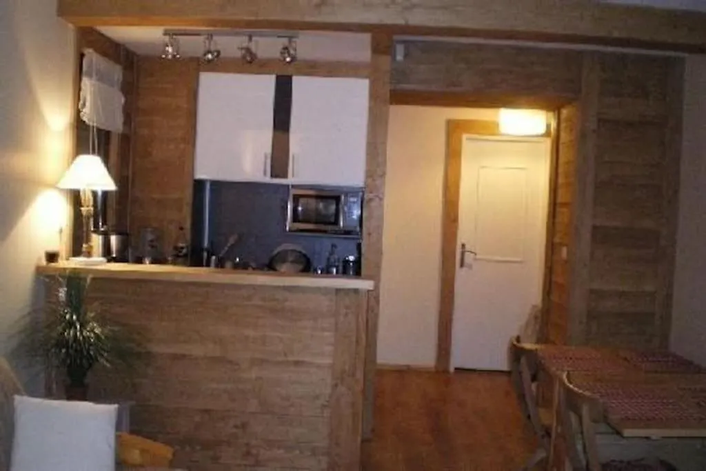Appartement 2 Pieces Au Milieu Des Chalets. Grande Terrasse Orientee Sud Saint-Etienne-de-Tinee 0*,